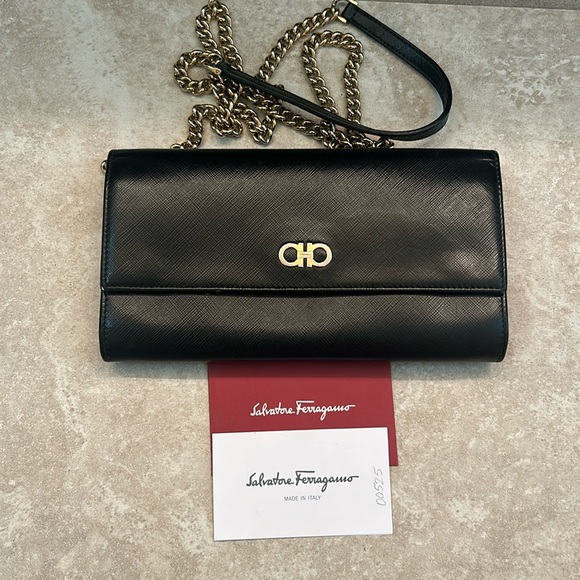 100% Authentic Made in Italy Salvatore Ferragamo Wallet on a Chain - Picture 2 of 14